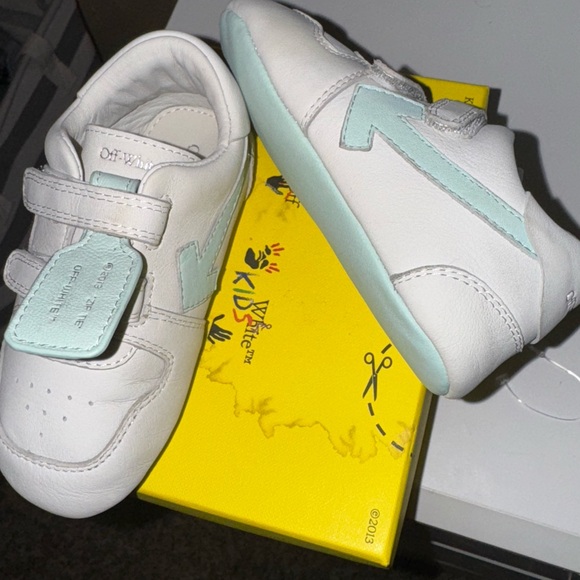 Off-White Baby Shoes with White and Light Blue Accents